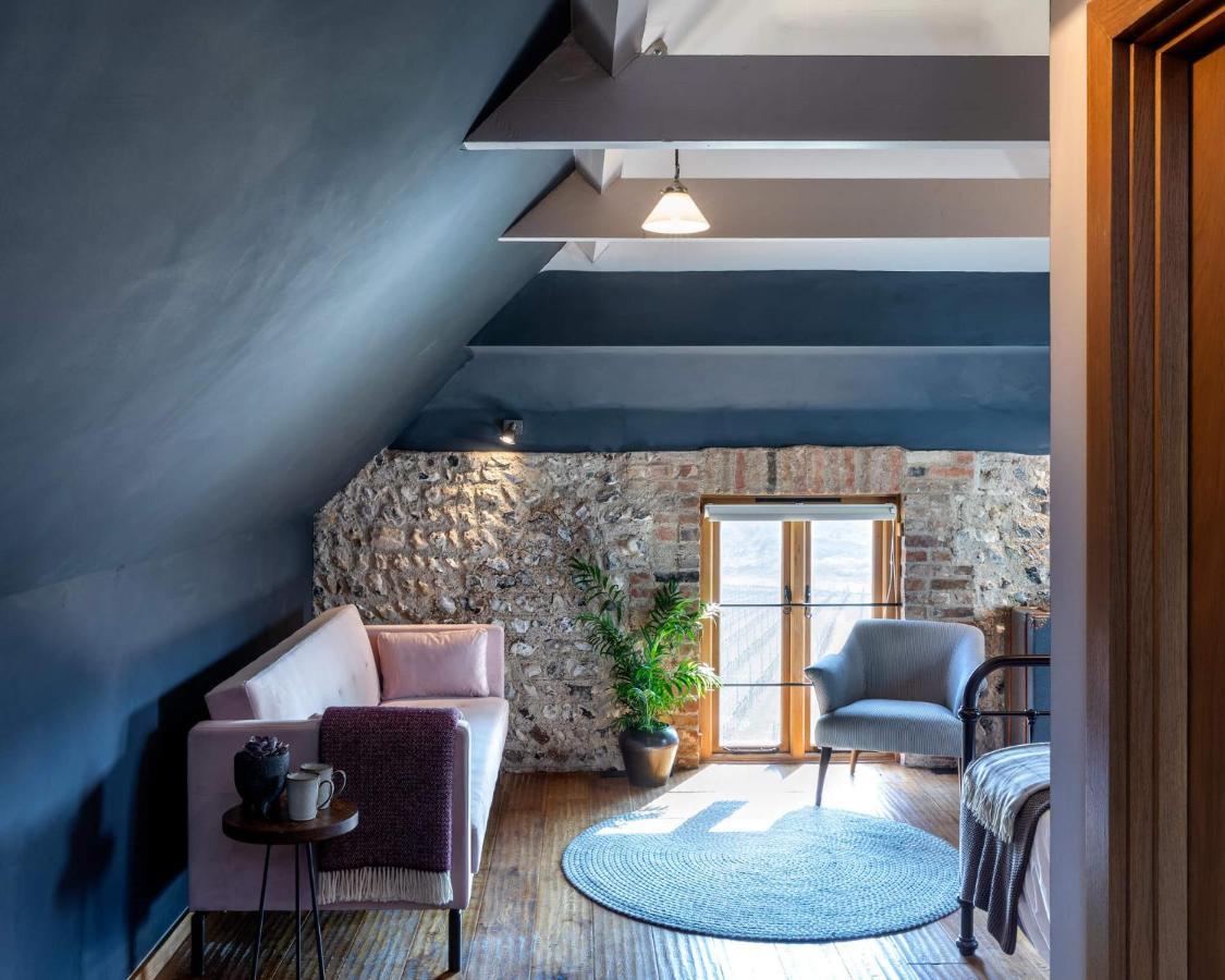 Hotel Flint Barns, Rathfinny Wine Estate Bishopstone (East Sussex)