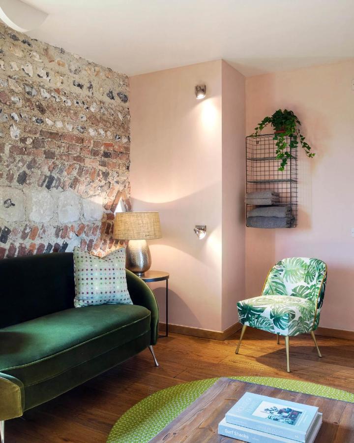 Flint Barns, Rathfinny Wine Estate 3* Bishopstone (East Sussex)